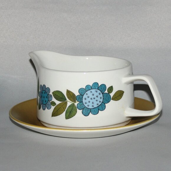 Mikasa Gravy Boat with Underplate | Pattern UH065 | Made in Germany - Picture 9 of 13